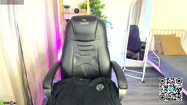 Necucuby online show from 04-18-26, 08:07