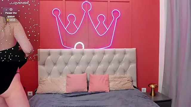 AgnesBeautiful online show from 04-17-26, 08:39