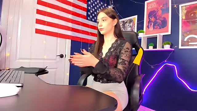 Snapshot of Katy_waves chatting on 03-10-26, 11:15 Katy waves online show from 03-10-26, 11:15