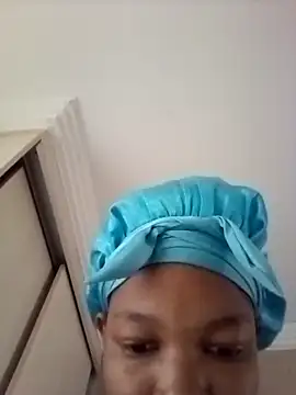 Snapshot of zestyher chatting on 03-05-26, 07:15 zestyher online show from 03-05-26, 07:15