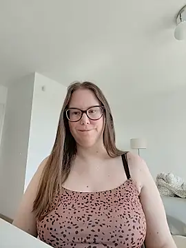 CelineThompson online show from 05-23-26, 01:26