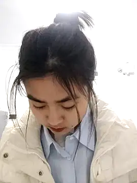 Yunhan 27 online show from 03-09-26, 10:08