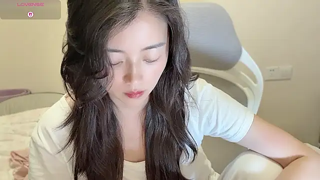 jinxiyao01 online show from 06-17-26, 02:18
