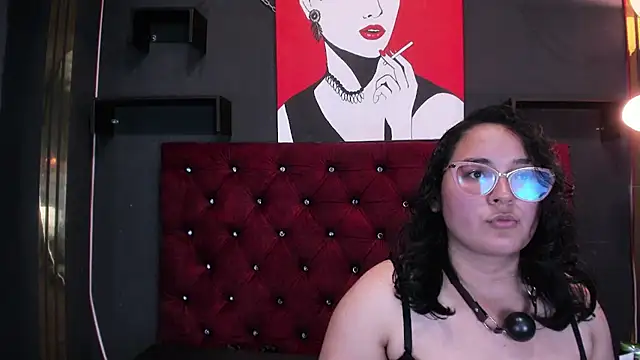 Sarah  Moonx online show from 06-15-26, 07:16