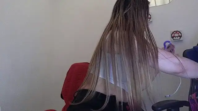 Caroline hernandes online show from 03-16-26, 12:53