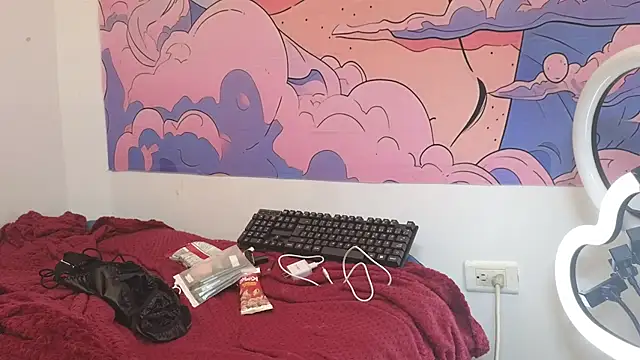 Caroline hernandes online show from 06-03-26, 01:46