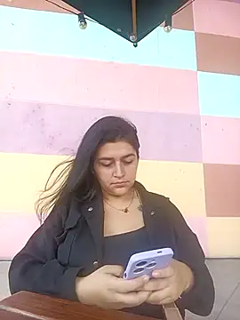 sckarlet1 online show from 03-25-26, 06:03