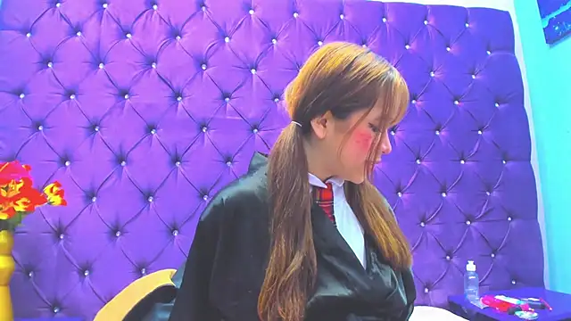 ZoeBarbiee online show from 03-27-26, 03:01