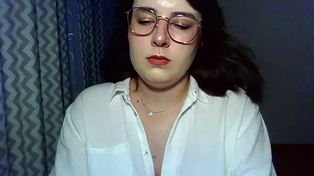 Snapshot of ClaraHard chatting on 07-01-26, 06:40 ClaraHard online show from 07-01-26, 06:40