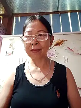 Snapshot of Sky-rain98 chatting on 07-25-26, 08:34 Sky-rain98 online show from 07-25-26, 08:34