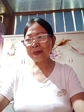 Snapshot of Sky-rain98 chatting on 07-26-26, 08:43 Sky-rain98 online show from 07-26-26, 08:43
