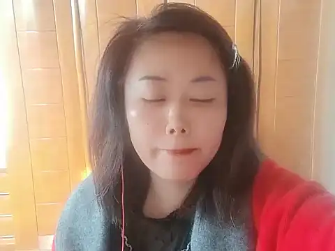 Snapshot of xirui-13 chatting on 03-17-26, 07:23 xirui-13 online show from 03-17-26, 07:23