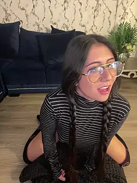 Lunaliaa  online show from 03-11-26, 05:35