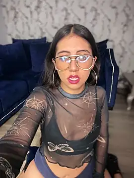 Lunaliaa  online show from 03-14-26, 05:24