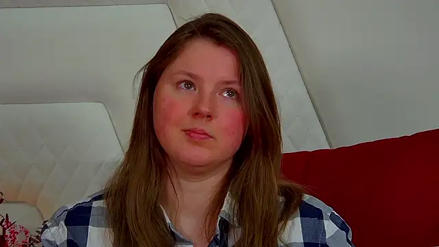 MelodyMoores online show from 04-06-26, 06:58