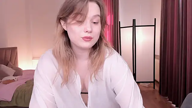 JennyHardy online show from 04-24-26, 01:13