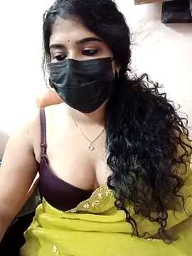 Snapshot of Sunitha28 chatting on 05-03-26, 04:35 Sunitha28 online show from 05-03-26, 04:35
