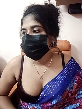 Snapshot of Sunitha28 chatting on 05-05-26, 04:59 Sunitha28 online show from 05-05-26, 04:59