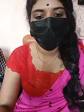 Snapshot of Sunitha28 chatting on 06-02-26, 06:15 Sunitha28 online show from 06-02-26, 06:15