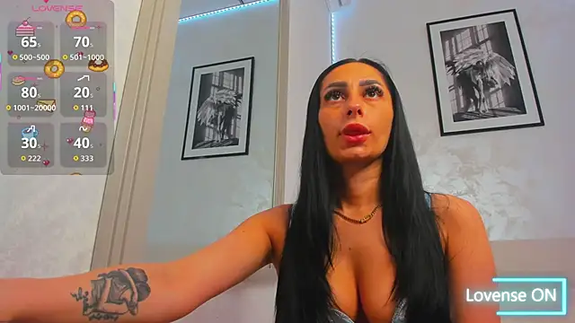 ZeynepX online show from 04-20-26, 03:20