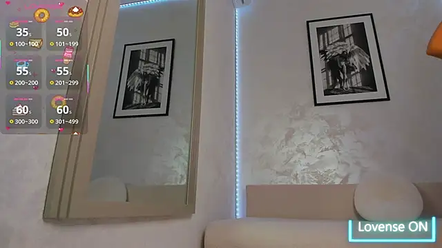 ZeynepX online show from 04-21-26, 03:57