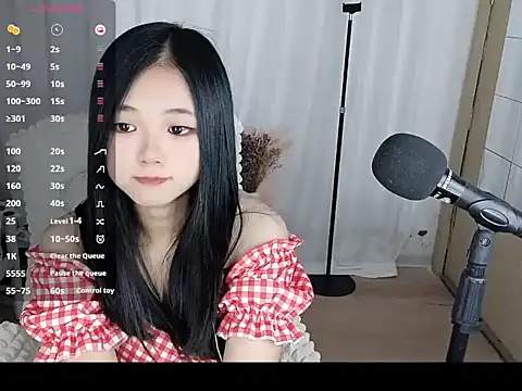 Snapshot of Noelle-2007 chatting on 03-13-26, 05:14 Noelle-2007 online show from 03-13-26, 05:14