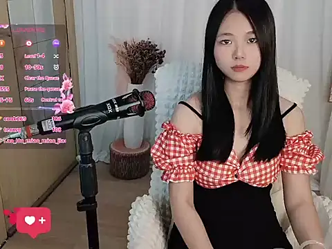 Snapshot of Noelle-2007 chatting on 03-13-26, 05:19 Noelle-2007 online show from 03-13-26, 05:19