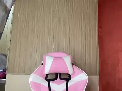 Sunkissed seductress online show from 04-08-26, 03:45