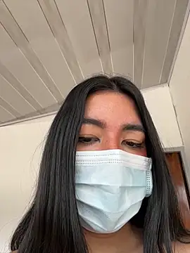 Snapshot of Velvetrosee_ chatting on 03-04-26, 03:51 Velvetrosee online show from 03-04-26, 03:51