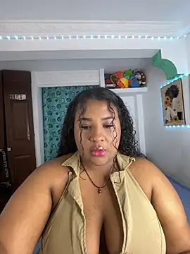 Snapshot of dana_falcoo25 chatting on 06-05-26, 03:46 dana falcoo25 online show from 06-05-26, 03:46