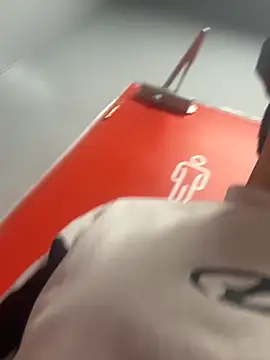 OliverTabordaa online show from 04-16-26, 09:50