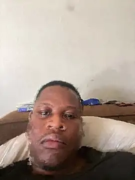 Snapshot of Expholiator chatting on 03-08-26, 02:10 Expholiator online show from 03-08-26, 02:10