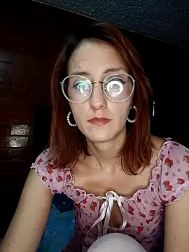 Snapshot of susanhottie1 chatting on 04-05-26, 03:04 susanhottie1 online show from 04-05-26, 03:04
