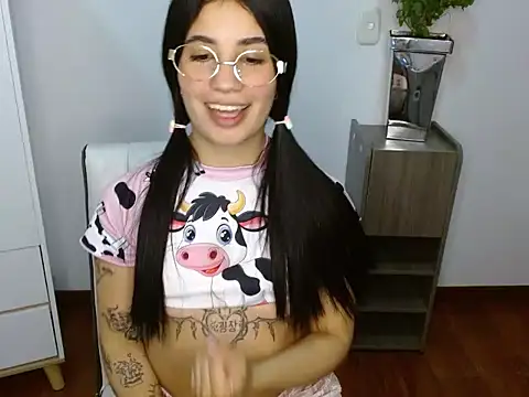 Lucy engel online show from 03-21-26, 12:26