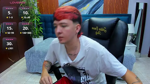 Santiago morgan online show from 04-12-26, 10:37