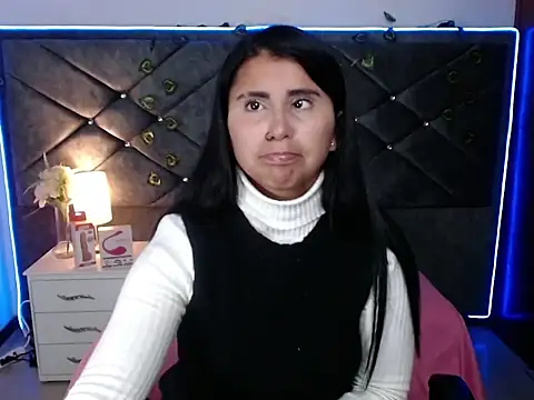 Snapshot of Alisha_Gamskar13 chatting on 04-29-26, 01:04 Alisha Gamskar13 online show from 04-29-26, 01:04