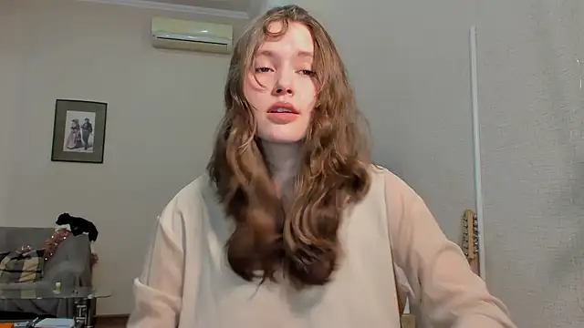 Snapshot of MaryannSofts chatting on 03-12-26, 03:51 MaryannSofts online show from 03-12-26, 03:51