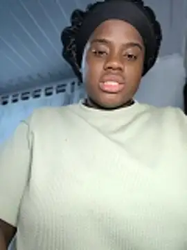 Snapshot of YourLiaa_ chatting on 04-23-26, 05:41 YourLiaa online show from 04-23-26, 05:41