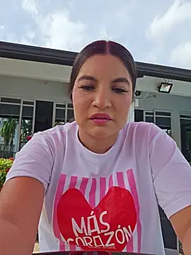 Pretty Julieta online show from 07-17-26, 07:19
