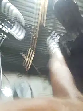 Snapshot of manpower012 chatting on 04-28-26, 04:28 manpower012 online show from 04-28-26, 04:28