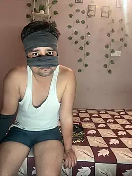 Snapshot of your_bhabhi_love chatting on 04-10-26, 04:55 your bhabhi love online show from 04-10-26, 04:55