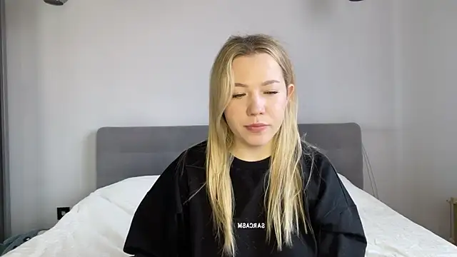 alyrasun online show from 04-27-26, 07:06