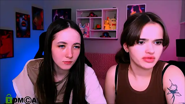 Snapshot of bella_dorn chatting on 04-30-26, 01:39 bella dorn online show from 04-30-26, 01:39