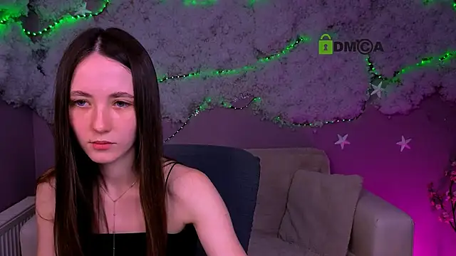 Snapshot of bella_dorn chatting on 05-23-26, 09:35 bella dorn online show from 05-23-26, 09:35