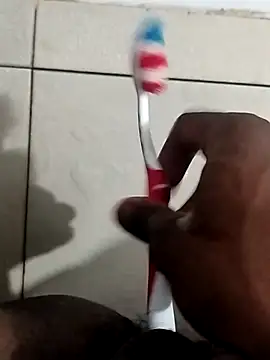 ishan Singh1 online show from 04-04-26, 11:08