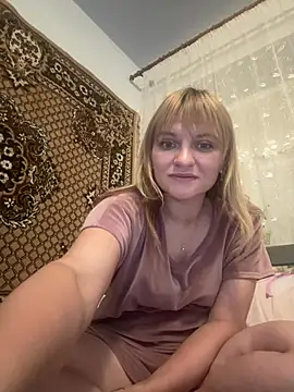 Snapshot of lovely_angel_baby chatting on 06-06-26, 08:35 lovely angel baby online show from 06-06-26, 08:35