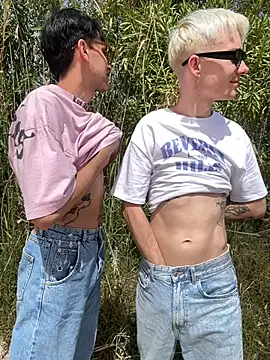 AlphaTwinks online show from 04-07-26, 11:43