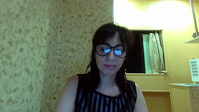 Snapshot of Barbie_Rococo chatting on 08-04-26, 06:54 Barbie Rococo online show from 08-04-26, 06:54