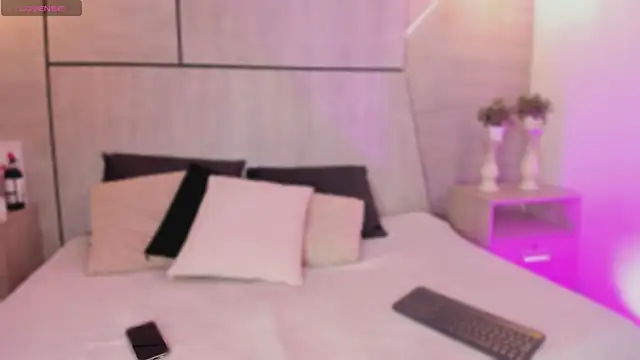 Lilyrousse  online show from 03-12-26, 07:31