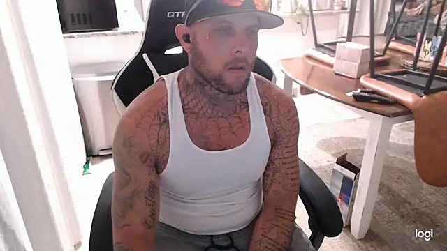 SecretsNextDoor online show from 04-20-26, 09:12